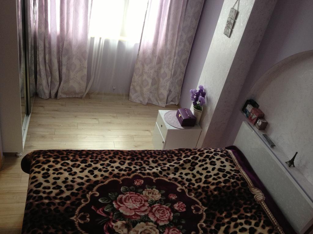 Tamuna Apartment バトゥーミ 部屋 写真