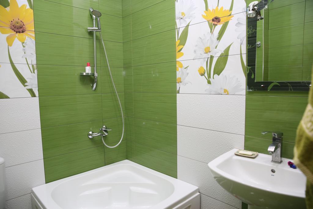 Tamuna Apartment バトゥーミ エクステリア 写真