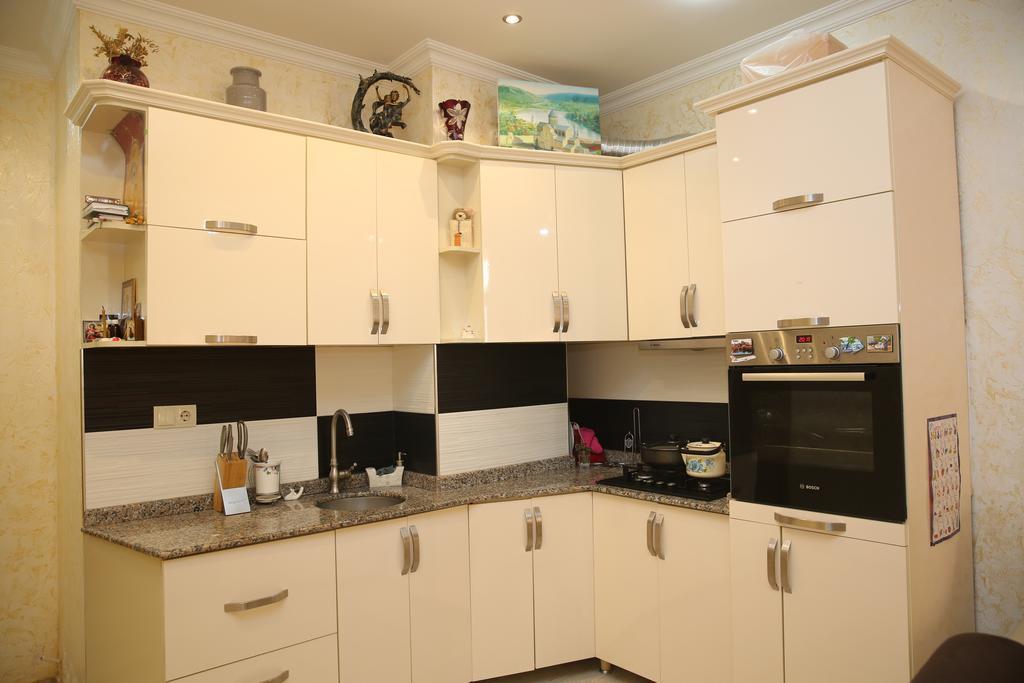 Tamuna Apartment バトゥーミ エクステリア 写真