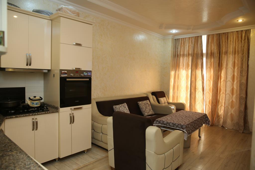 Tamuna Apartment バトゥーミ エクステリア 写真