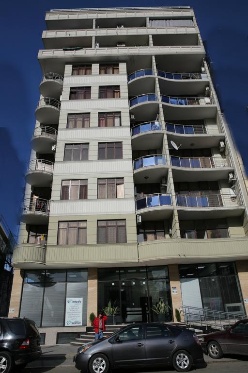 Tamuna Apartment バトゥーミ エクステリア 写真